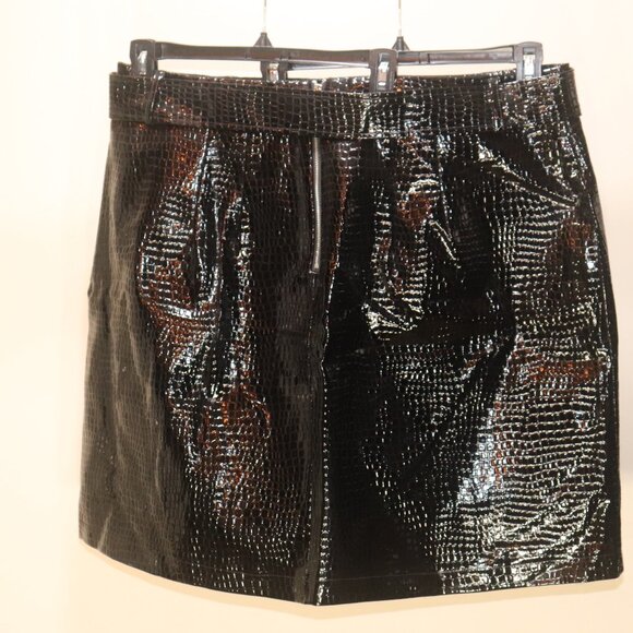 Eloquii X Refinery29 Faux Patent Black Skirt, Size 18, NWT - Picture 3 of 15